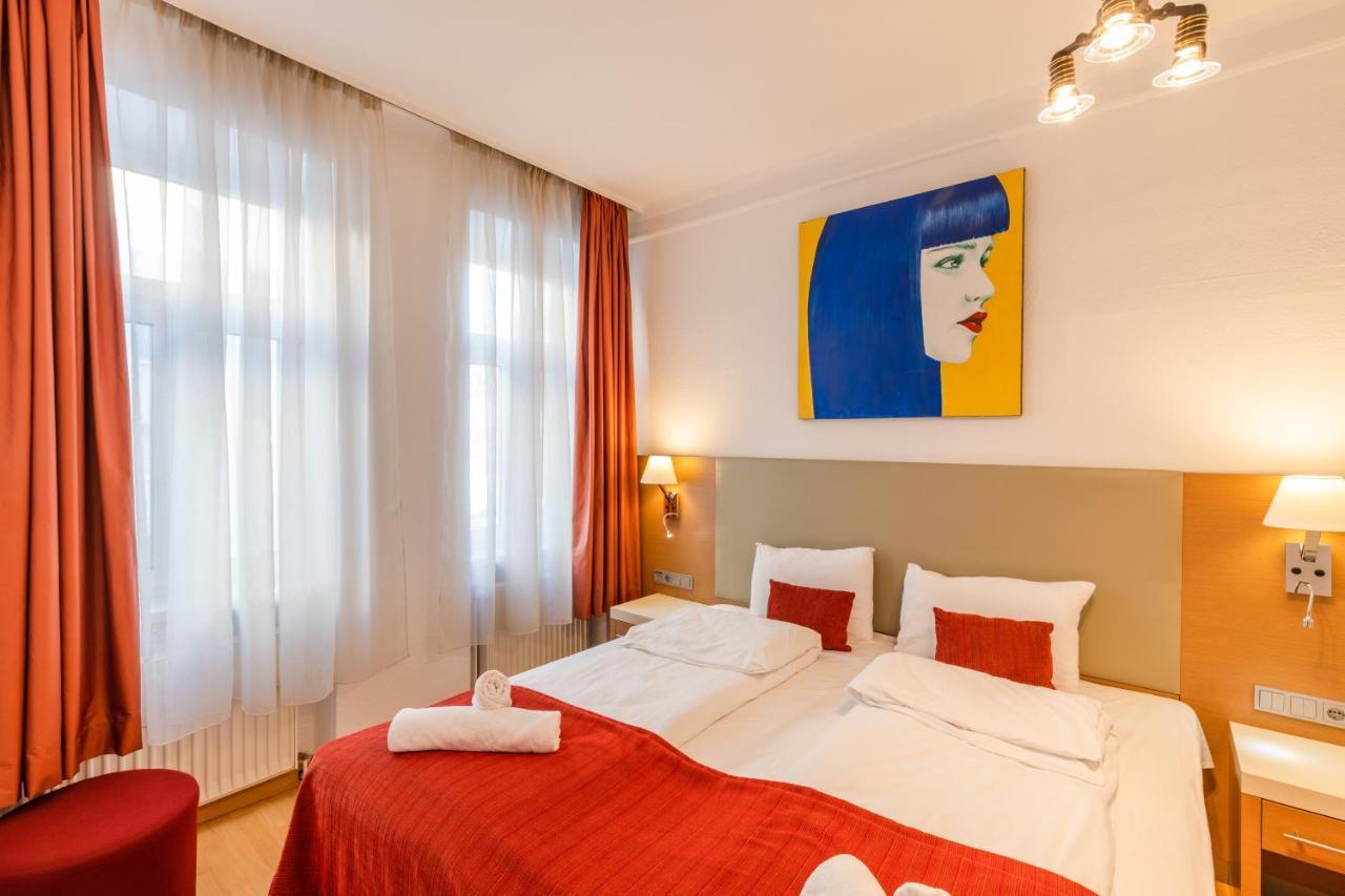 Hallo Nr 8 Vienna